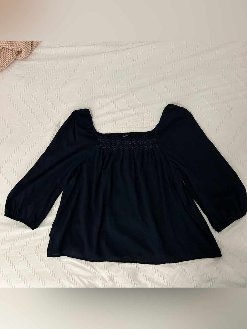 Banana Republic Women’s Smocked Neckline Peasant Sleeve Top Navy Blue XL